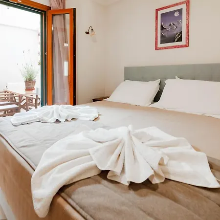 Zorbas Apartments Parga Exterior photo